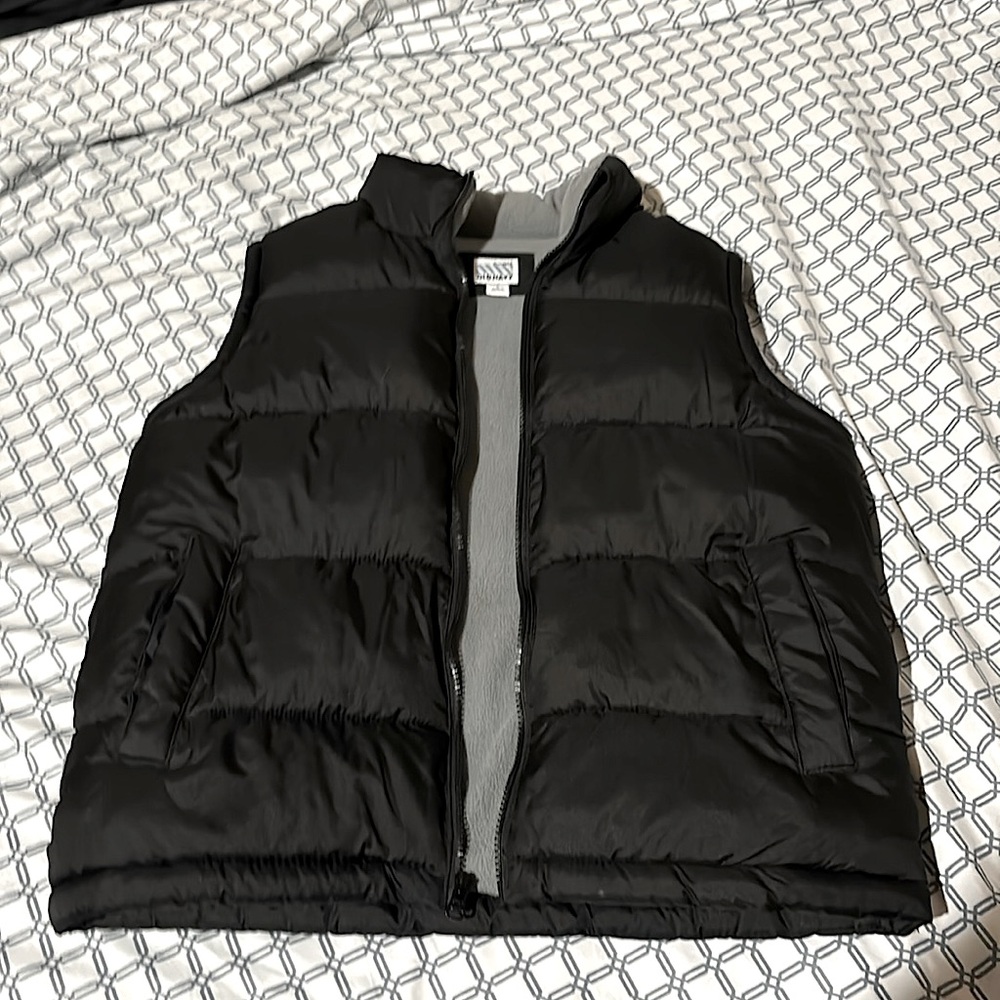 Old Navy Puffer Vest